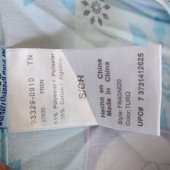 Frosty the SnowMan Scrub Top Size Small - Picture 3 of 4